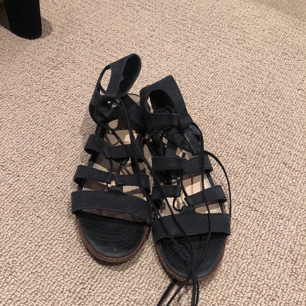 Vince Camuto gladiator sandals